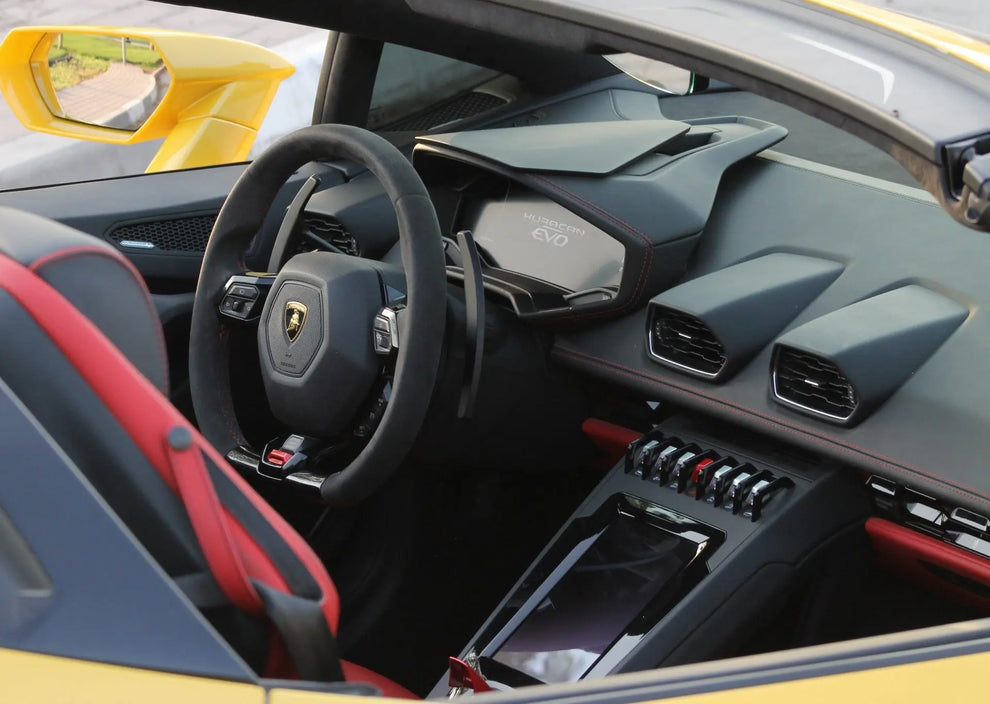 Lamborghini huracan yellow
