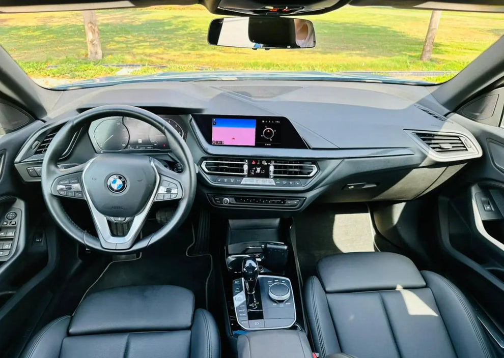 BMW 228i